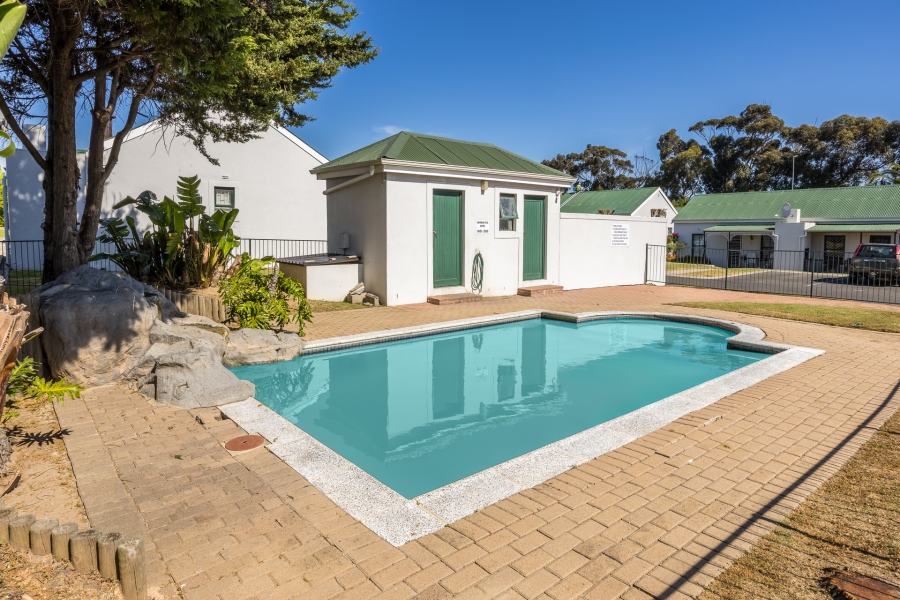 2 Bedroom Property for Sale in Goedemoed Western Cape